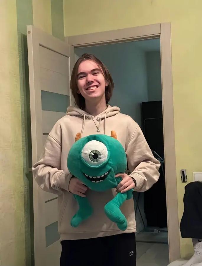 S1mple将在2025年StarLadder布达佩斯Major决赛前与TACO进行一场表演赛